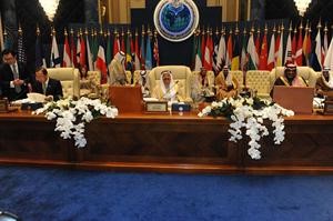 صاحب السمو الامير متوسطا الشيخ صباح الخالد وبان كي مون هاني الشمري