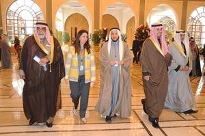 الشيخ احمد الخالد ودرولا دشتي ومشريدة المعوشرجي وانس الصالح ومسالم الاذينة خلال المؤتمر هاني الشمري

