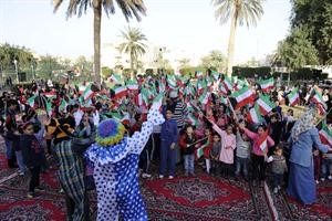 مدير ادارة المراسيم الحكومية محمد الفيلكاوي مع اعضاء اللجنة المنظمة﻿