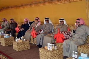 عدد من المشاركين والحضور﻿