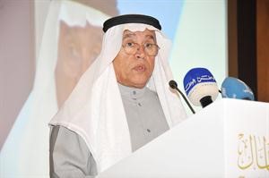 صالح الفلاح متحدثا	محمد خلوصي ﻿