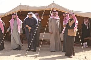 الشيخ ضاري الفهد والشيخ صباح الناصر ومتابعة مع الحضور﻿