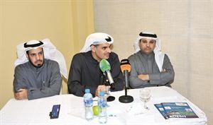 يوسف المناور متحدثا خلال ورشة تطوير مرافق الطرق السريعة﻿