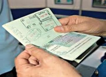 إحالة مبعد إلى «الجنائية» حاول دخول البلاد بجواز سفر مزور.. ومتسلل بجواز «مضروب» ضبط في الصليبية بعد عام 