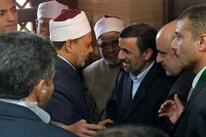  وشيخ الازهر داحمد الطيب مرحبا بالرئيس الايراني في مشيخة الازهر
