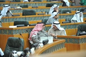 صالح عاشور في حديث مع الشيخ احمد الخالد