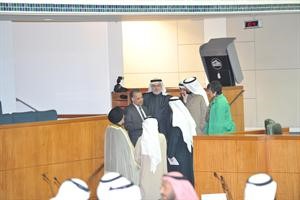 وزير الصحة دمحمد الهيفي في حوار مع النواب
