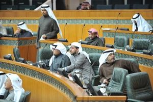 ناصر المري ونواف الفزيع وبدر البذالي

