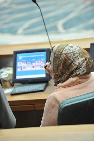 ذكرى الرشيدي خلال الجلسة
