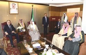 صاحب السمو الامير الشيخ صباح الاحمد مستقبلا رئيس الوزراء العراقي نوري المالكي﻿