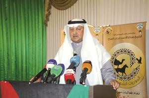 محمد العواش متحدثا للحضور عن مهرجان الموروث الشعبي	سعود سالم﻿