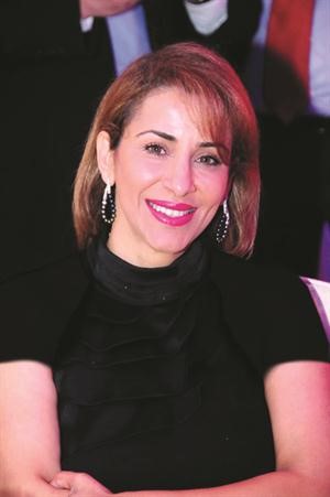 منال عمر﻿