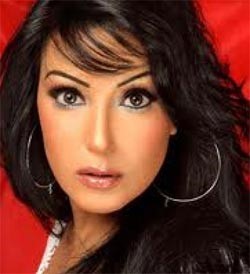 سمية الخشاب: "أنا كويتية".. وعلى عريسي اقامة زفافنا تحت الماء