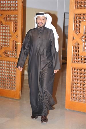 الدويسان بعد تسليم صحيفة استجوابه