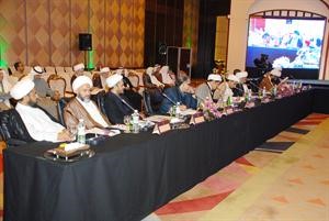 جانب من المحاضرين في المؤتمر
