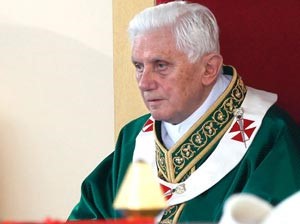 بابا الفاتيكان يؤكد استقالته دون ضغوط وأميركا اللاتينية وأوروبا تتنافسان على خلافته