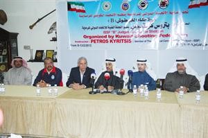 دعيج العتيبي يتحدث خلال المؤتمر الصحافي﻿