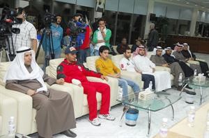 عدد من الحضور خلال التكريم﻿