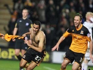 بالفيديو ..لاعب مصري احتفل عارياً فسخر منه انجليزيون