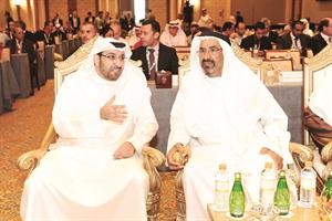 سعيد الشاهين رئيس الملتقى في حديث مع خلفان الكعبي