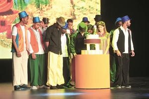 لوحة استعراضية مبهرة ﻿