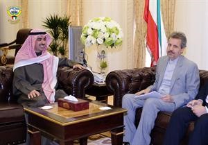 الراشد خلال استقباله السفير الايراني﻿
