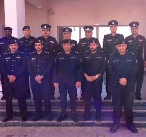 اللواء خالد الديين متوسطا الضباط المرقين في المؤسسات الاصلاحية