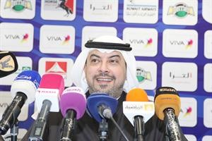 رئيس اتحاد الكرة الشيخ دطلال الفهد يتحدث في المؤتمر الصحافي