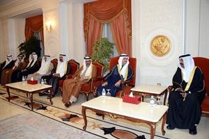 رئيس مجلس الشورى القطري مبارك الخليفي ورئيس مجلس الامة علي الراشد والوفد المرافق له﻿