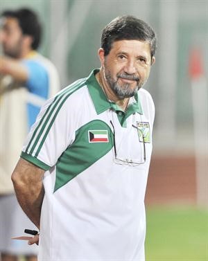 البرتغالي جوزيه روماو يريد نيل اللقب للمرة الثالثة على التوالي﻿