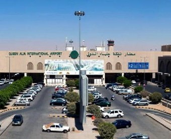 الأردن يبعد ناشطا سورياً بعد احتجازه 12 ساعة في المطار