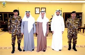 رئيس مجلس الامة علي الراشد وحمد سيف ونواف الفزيع مع العميد بسام الرفاعي والملازم اول بدر المطوع