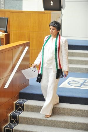  تراقب الوضع
