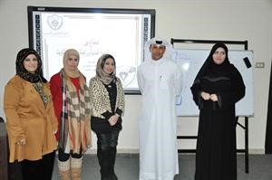 بدر الحمد مع المهندسات وضياء القبندي
