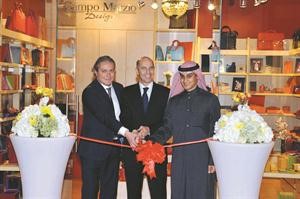 السفير الايطالي يفتتح فرع كامبومارزيو في الافنيوز سعود سالم
