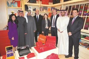 لقطة تذكارية بمناسبة الافتتاح
