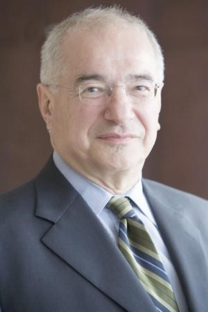 سامر خنشت﻿