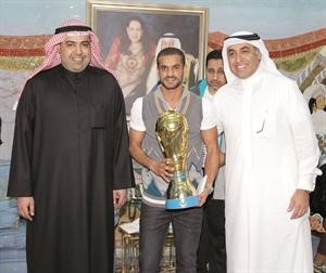 الشيخ خالد الفهد وفواز الحساوي مع بدر المطوع﻿