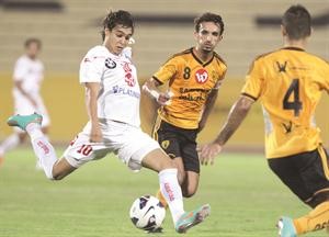 البرازيلي روجيريو سيجد صعوبة في اختراق دفاع القادسية﻿