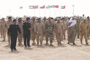 كبار القيادات يتابعون التمرين 9 لقوات درع الجزيرة