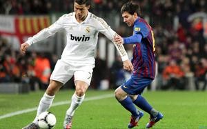 الصراع يتجدد بين نجم برشلونة ليونيل ميسي والدون كريستيانو رونالدو في كلاسيكو ناري