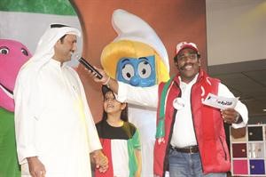 مشارك يجيب عن الاسئلة ويربح﻿