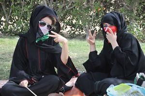 علامة النصر﻿