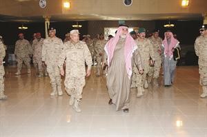 جانب من جولة الشيخ احمد الخالد والفريق الركن خالد الجراح
