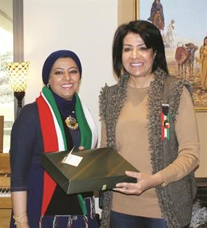 دسهام القبندي وهدى المدلج
