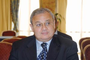 هشام زعزوع