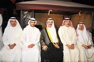 الرئيس علي الراشد متوسطا سعود السبيعي وبدر المطوع﻿