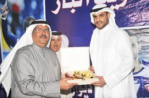 بدر المطوع خلال تكريمه﻿