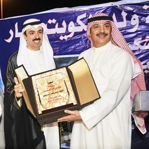 سعود السبيعي يكرم الراشد﻿
