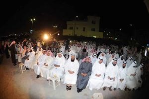 جانب من الحضور والمشاركين في الندوة	قاسم باشا﻿